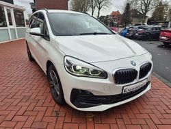 Weiß Gebraucht 2019 BMW 218 Gran Tourer Sport Line Van / Kleinbus | 18.590 € (Fairer Preis)
