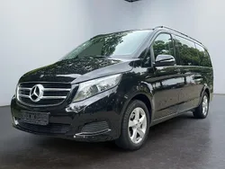 Schwarz Gebraucht 2016 Mercedes V220 Van / Kleinbus | 30.990 € (Fairer Preis)
