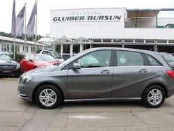 Mountaingraumetallic Gebraucht 2013 Mercedes B180 Van / Kleinbus | 15.900 € (Etwas zu teuer)