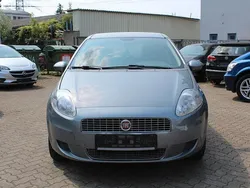 Grau Gebraucht 2009 Fiat Punto Dynamic Kleinwagen | 1.600 € (Fairer Preis)
