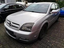 Silber Gebraucht 2003 Opel Signum Kombi | 399 € (Guter Preis)
