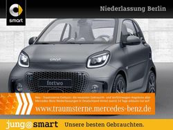Grau Gebraucht 2021 Smart ForTwo Electric Drive Passion Coupé | 13.790 € (Teuer)
