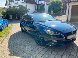 Blau Gebraucht 2016 Mazda 3 Nakama Limousine | 13.500 €