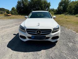 Weiß Gebraucht 2015 Mercedes C220 Kombi | 13.500 € (Teuer)
