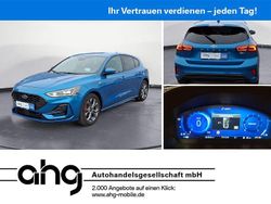 Blau Gebraucht 2022 Ford Focus ST-Line X Limousine | 21.460 € (Fairer Preis)