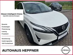 Brilliant white (m) Gebraucht 2022 Nissan Qashqai Acenta SUV | 26.590 € (Etwas zu teuer)