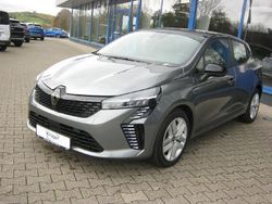 Grau Gebraucht 2024 Renault Clio V Evolution Limousine | 15.990 € (Fairer Preis)