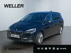 Black sapphire metallic (schwarz) Gebraucht 2021 BMW 218 Van / Kleinbus | 22.690 €