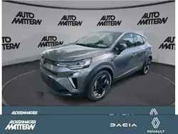Grau Neu 2025 Renault Captur Techno SUV | 25.990 € (Teuer)