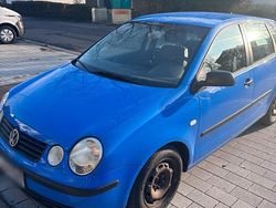 Blau Gebraucht 2003 VW Polo Kleinwagen | 1.300 € (Fairer Preis)