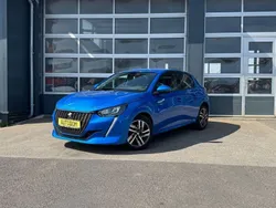 Blau Gebraucht 2020 Peugeot 208 Allure Kleinwagen | 13.400 € (Etwas zu teuer)