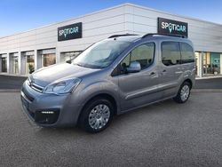 Grau Gebraucht 2017 Citroën Berlingo Shine Van / Kleinbus | 10.590 € (Etwas zu teuer)