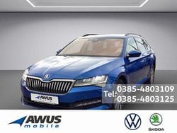 Raceblau metallic Gebraucht 2022 Skoda Superb Ambition Kombi | 24.490 € (Fairer Preis)