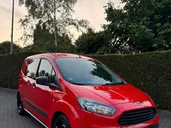 Rot Gebraucht 2014 Ford Courier Van / Kleinbus | 3.600 €