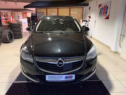 Schwarz Gebraucht 2015 Opel Insignia Kombi | 8.490 € (Fairer Preis)