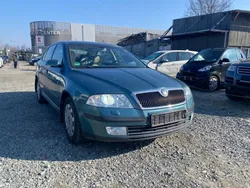 Grün Gebraucht 2005 Skoda Octavia Elegance Limousine | 3.590 € (Fairer Preis)
