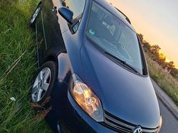 Blau Gebraucht 2009 VW Golf Plus Cross Van / Kleinbus | 3.900 € (Fairer Preis)