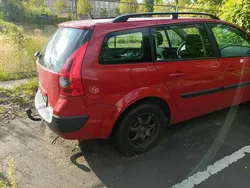 Rot Gebraucht 2005 Renault Mégane GrandTour Kombi | 700 €