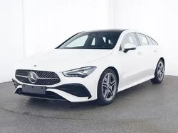 Weiß Gebraucht 2024 Mercedes CLA200 Shooting Brake Premium Kombi | 33.920 € (Fairer Preis)