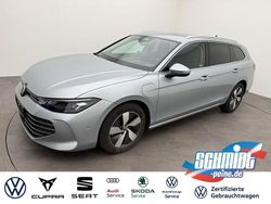 Silber Gebraucht 2025 VW Passat Business Kombi | 37.600 € (Fairer Preis)