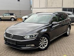 Grau Gebraucht 2018 VW Passat Kombi | 15.800 € (Guter Preis)