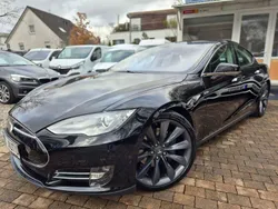 Schwarz Gebraucht 2013 Tesla Model S Performance Limousine | 29.990 €