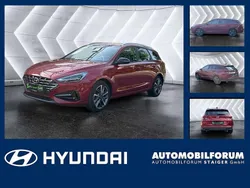 Sunset red / mic Gebraucht 2021 Hyundai i30 Edition 30+ Kombi | 17.990 € (Fairer Preis)