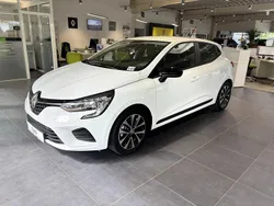 Weiß Gebraucht 2023 Renault Clio V Equilibre Limousine | 17.590 € (Fairer Preis)