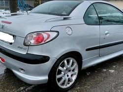 Silber Gebraucht 2003 Peugeot 206 CC Cabrio | 1.300 € (Fairer Preis)
