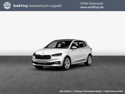 Candyweiß Gebraucht 2025 Skoda Fabia Selection Limousine | 21.890 € (Fairer Preis)