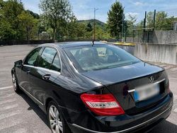 Grau Gebraucht 2010 Mercedes C200 Limousine | 4.750 €