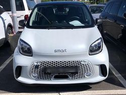 Weiß Gebraucht 2021 Smart ForFour Electric Drive Kleinwagen | 10.500 € (Fairer Preis)
