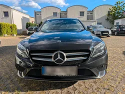 Schwarz Gebraucht 2018 Mercedes C300 Kombi | 22.999 € (Etwas zu teuer)