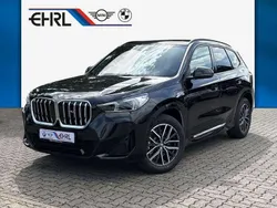 Black sapphire Neu 2025 BMW X1 M Sport SUV | 48.440 € (Superpreis)
