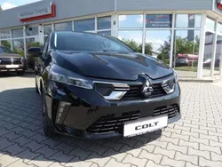 Onyxschwarz Neu 2024 Mitsubishi Colt Plus Limousine | 21.430 € (Etwas zu teuer)