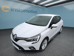 Weiß Gebraucht 2022 Renault Clio V Kleinwagen | 12.999 € (Fairer Preis)