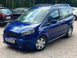 Blau Gebraucht 2018 Ford Tourneo Courier Ambiente Van / Kleinbus | 11.999 € (Superpreis)