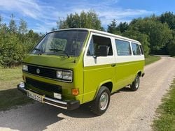 Grün Gebraucht 1985 VW Caravelle Van / Kleinbus | 39.000 €