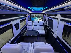 Schwarz Neu 2025 Mercedes Sprinter Van | 124.990 €