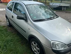 Silber Gebraucht 2001 Opel Corsa Kleinwagen | 499 € (Guter Preis)