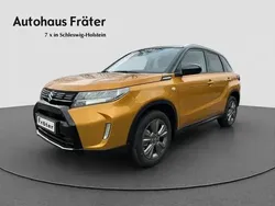 Solar yellow pearl / co Neu 2025 Suzuki Vitara Comfort SUV | 24.980 €