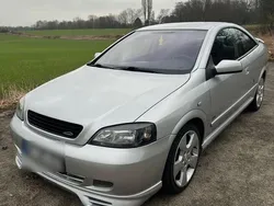 Silber Gebraucht 2003 Opel Astra Coupé | 2.600 € (Etwas zu teuer)