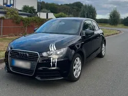 Schwarz Gebraucht 2011 Audi A1 Attraction Kleinwagen | 5.600 € (Fairer Preis)