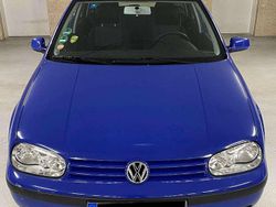 Blau Gebraucht 2001 VW Golf IV Edition Limousine | 3.600 € (Teuer)