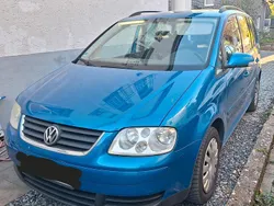 Blau Gebraucht 2006 VW Touran Van / Kleinbus | 3.150 €