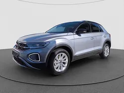 Pyritsilber Gebraucht 2024 VW T-Roc Style SUV | 30.340 € (Fairer Preis)