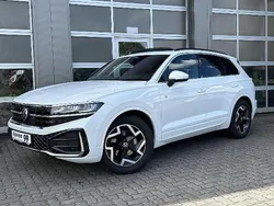 Pure white Gebraucht 2024 VW Touareg R-line SUV | 69.990 € (Fairer Preis)