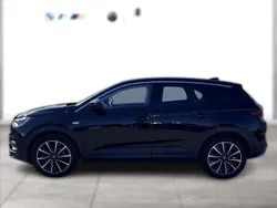 Schwarz metallic Gebraucht 2021 Opel Grandland X Ultimate SUV | 20.950 € (Etwas zu teuer)