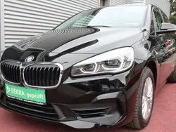 Schwarz Gebraucht 2020 BMW 218 Active Tourer Advantage Van / Kleinbus | 18.979 € (Fairer Preis)