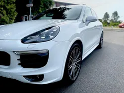 Weiß Gebraucht 2016 Porsche Cayenne S Sport SUV | 35.900 €